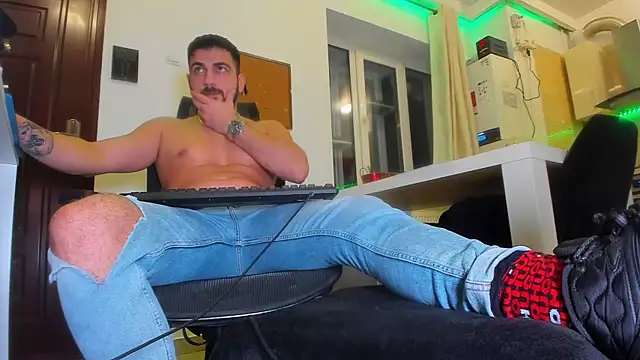 welcometo hell online show from November 2025 10:20:02 PM