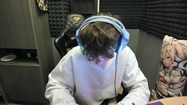 bambelbye online show from December 2024 09:44:01 PM