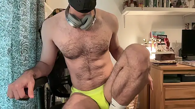 Snapshot of FrenchCamDog chatting on January 2025 01:53:01 PM FrenchCamDog online show from January 2025 01:53:01 PM