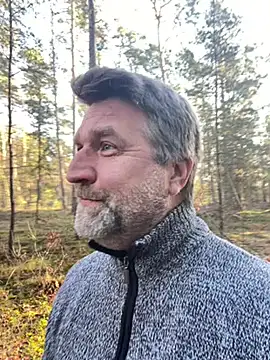 Snapshot of Haariglang chatting on December 2024 11:42:02 AM Haariglang online show from December 2024 11:42:02 AM