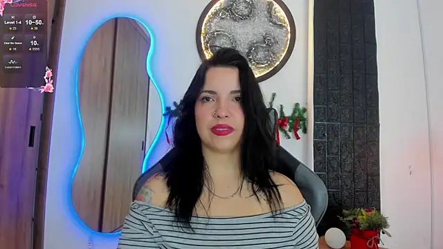 tatiana sc online show from December 2025 12:34:02 PM