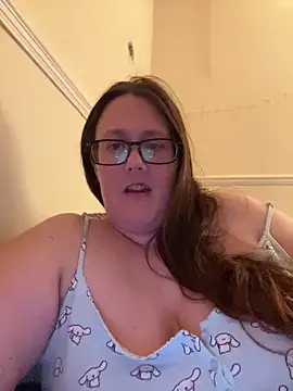 Snapshot of Foxy_Evie40XO chatting on February 2025 11:26:01 PM Foxy Evie40XO online show from February 2025 11:26:01 PM