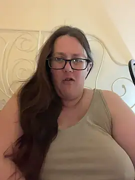 Snapshot of Foxy_Evie40XO chatting on March 2025 12:15:02 PM Foxy Evie40XO online show from March 2025 12:15:02 PM