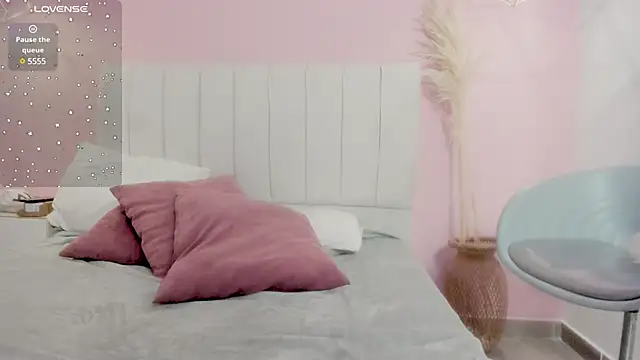 Snapshot of Carol_Pinter chatting on February 2025 12:34:02 PM Carol Pinter online show from February 2025 12:34:02 PM