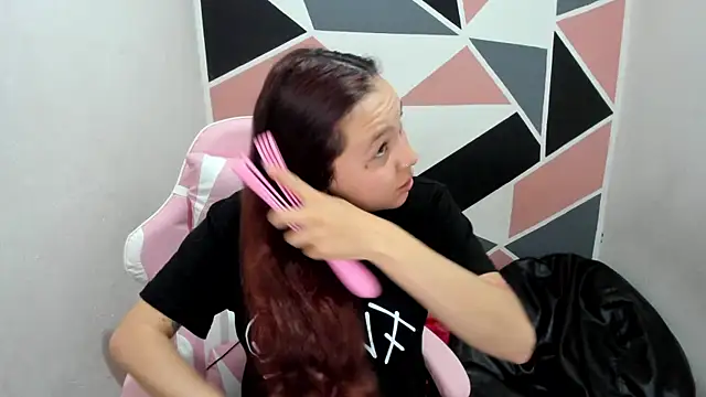 Snapshot of Carol_Pinter chatting on September 2025 11:10:01 PM Carol Pinter online show from September 2025 11:10:01 PM