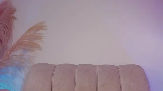 sara gwen online show from October 2025 01:14:02 AM