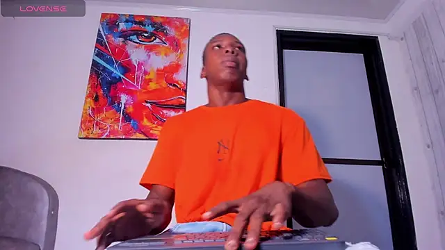 Snapshot of JD_THEBABY chatting on January 2025 12:37:01 PM JD THEBABY online show from January 2025 12:37:01 PM