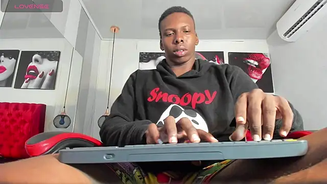 Snapshot of JD_THEBABY chatting on March 2025 12:34:01 PM JD THEBABY online show from March 2025 12:34:01 PM