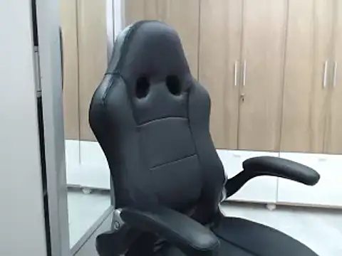 Snapshot of RoxanaLove9 chatting on January 2025 09:09:02 PM RoxanaLove9 online show from January 2025 09:09:02 PM