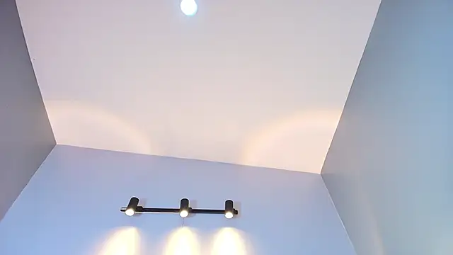 Annie9  online show from October 2025 03:34:01 AM