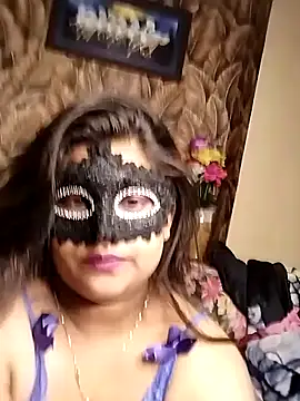 Snapshot of Hottyalia chatting on December 2024 08:01:02 PM Hottyalia online show from December 2024 08:01:02 PM