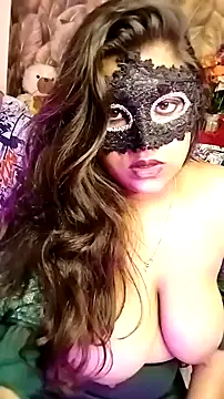 Snapshot of Hottyalia chatting on December 2024 06:14:01 AM Hottyalia online show from December 2024 06:14:01 AM