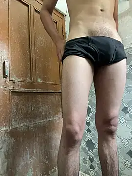 Zzz38io online show from April 2026 10:25:01 AM