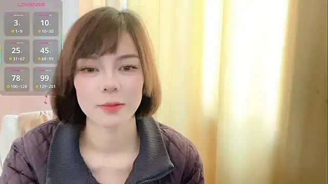 Snapshot of Linda-LL chatting on December 2025 04:55:01 AM Linda-LL online show from December 2025 04:55:01 AM