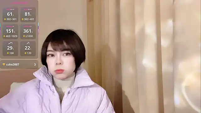 Snapshot of Linda-LL chatting on December 2025 09:58:01 AM Linda-LL online show from December 2025 09:58:01 AM