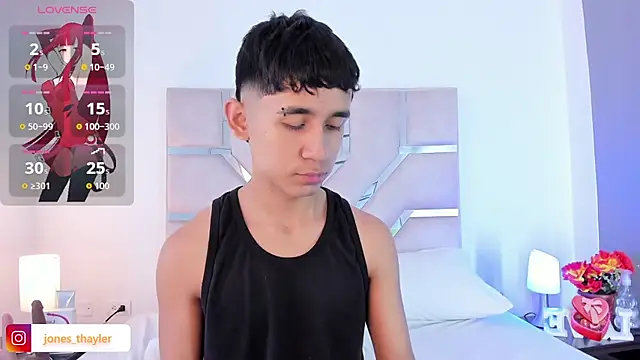 Thayler jones online show from November 2025 12:09:02 PM