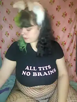 kira 132 online show from November 2025 01:49:02 AM