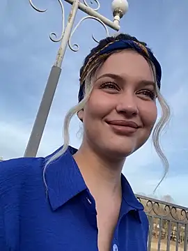 KikiWatson online show from March 2025 05:03:01 AM