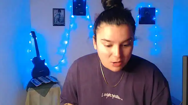 Nika 1  online show from September 2025 06:53:01 PM