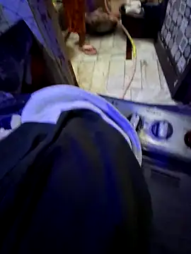 menakshiiikaur online show from November 2025 12:47:01 AM