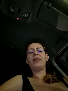 Snapshot of uber_babe chatting on January 2025 05:49:01 PM uber babe online show from January 2025 05:49:01 PM