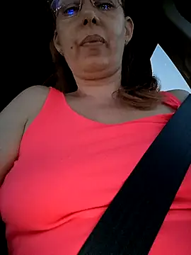 Snapshot of uber_babe chatting on February 2025 03:57:02 PM uber babe online show from February 2025 03:57:02 PM