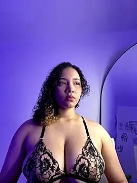 MadelineBenet online show from November 2025 03:37:02 AM