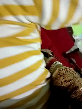 Snapshot of QUEEN-X-CPL chatting on December 2024 08:04:02 PM QUEEN-X-CPL online show from December 2024 08:04:02 PM