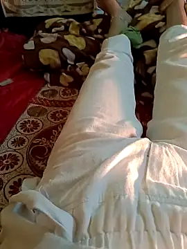 Snapshot of QUEEN-X-CPL chatting on January 2025 05:06:01 PM QUEEN-X-CPL online show from January 2025 05:06:01 PM