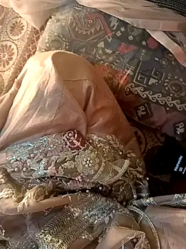 Snapshot of QUEEN-X-CPL chatting on January 2025 08:26:01 PM QUEEN-X-CPL online show from January 2025 08:26:01 PM