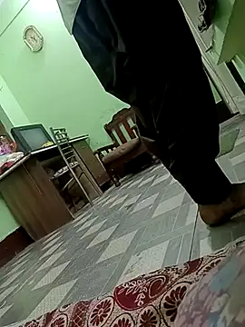 Snapshot of QUEEN-X-CPL chatting on March 2025 05:38:02 PM QUEEN-X-CPL online show from March 2025 05:38:02 PM