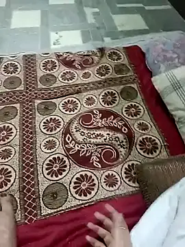 Snapshot of QUEEN-X-CPL chatting on March 2025 05:29:01 PM QUEEN-X-CPL online show from March 2025 05:29:01 PM