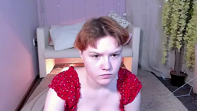 DreamyLuna online show from January 2025 05:58:01 PM