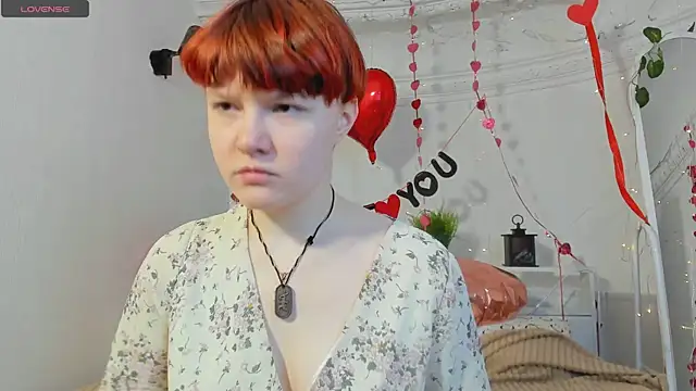 DreamyLuna online show from February 2025 08:32:01 PM