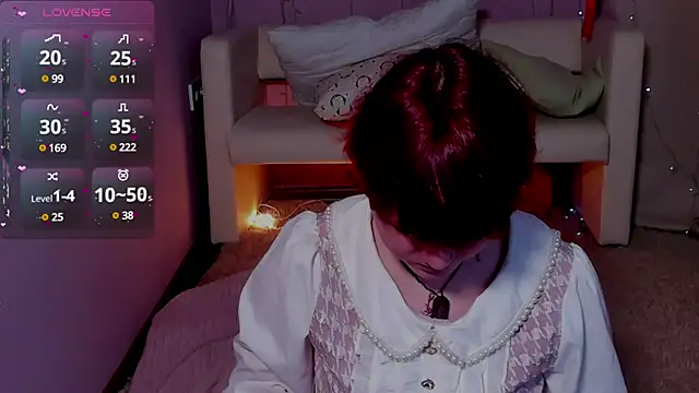 DreamyLuna online show from March 2025 08:37:02 PM