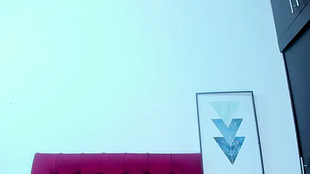 Snapshot of Melody_Megann chatting on December 2025 11:08:02 AM Melody Megann online show from December 2025 11:08:02 AM