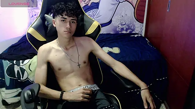 Snapshot of johnny_cagee chatting on December 2024 09:30:01 AM johnny cagee online show from December 2024 09:30:01 AM