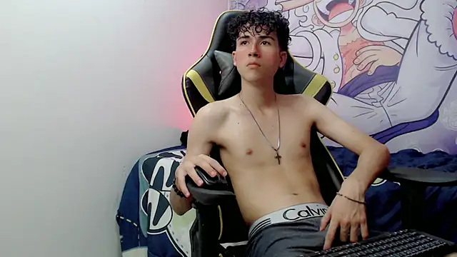 Snapshot of johnny_cagee chatting on December 2024 06:56:02 AM johnny cagee online show from December 2024 06:56:02 AM