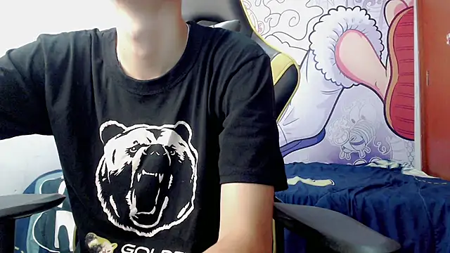 Snapshot of johnny_cagee chatting on December 2024 05:04:01 AM johnny cagee online show from December 2024 05:04:01 AM