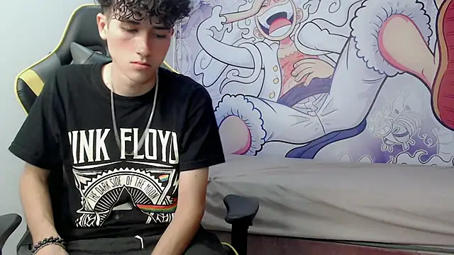 Snapshot of johnny_cagee chatting on January 2025 03:55:01 AM johnny cagee online show from January 2025 03:55:01 AM