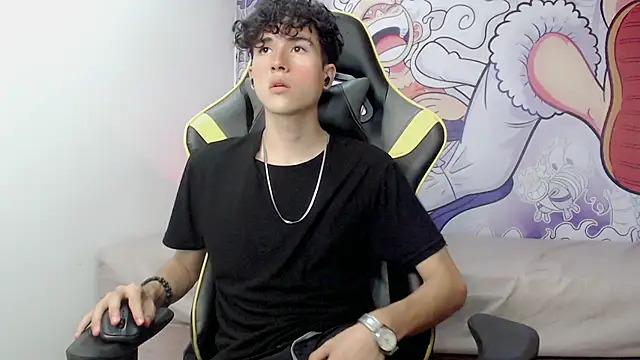 Snapshot of johnny_cagee chatting on January 2025 07:21:02 AM johnny cagee online show from January 2025 07:21:02 AM