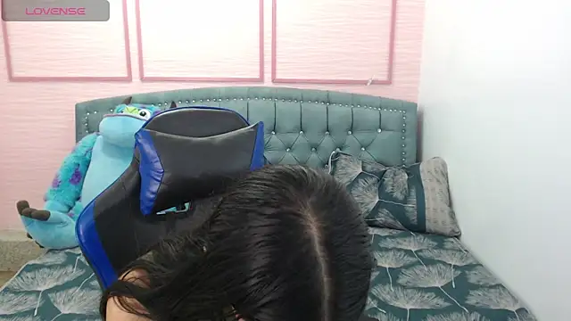 Snapshot of stephania_t chatting on January 2025 10:34:01 AM stephania t online show from January 2025 10:34:01 AM