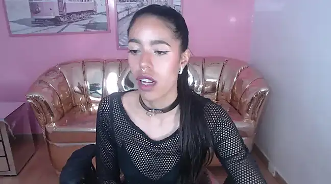 Snapshot of stephania_t chatting on January 2025 01:45:02 PM stephania t online show from January 2025 01:45:02 PM