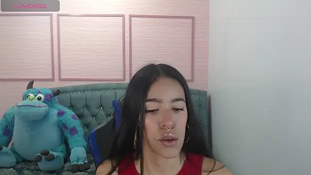 Snapshot of stephania_t chatting on February 2025 10:47:02 AM stephania t online show from February 2025 10:47:02 AM