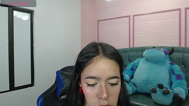 Snapshot of stephania_t chatting on February 2025 10:53:01 AM stephania t online show from February 2025 10:53:01 AM