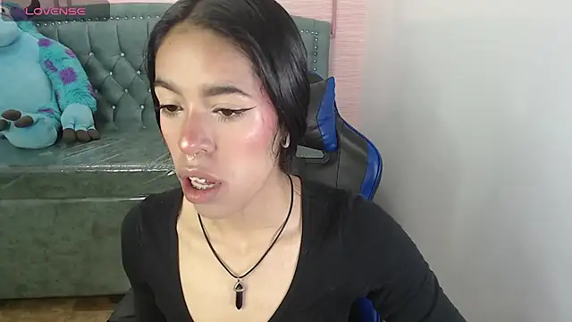 Snapshot of stephania_t chatting on February 2025 10:27:02 AM stephania t online show from February 2025 10:27:02 AM