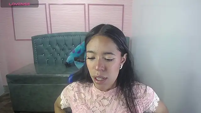 Snapshot of stephania_t chatting on March 2025 10:28:02 AM stephania t online show from March 2025 10:28:02 AM