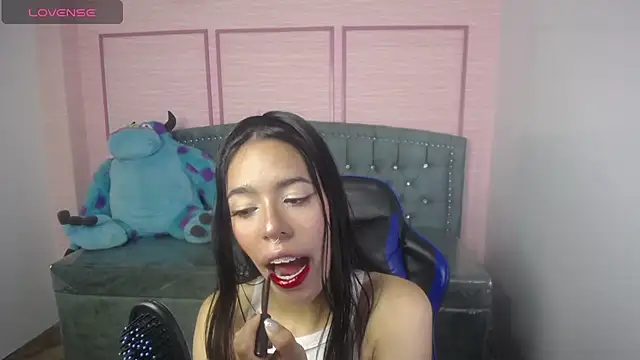 Snapshot of stephania_t chatting on March 2025 10:56:02 AM stephania t online show from March 2025 10:56:02 AM