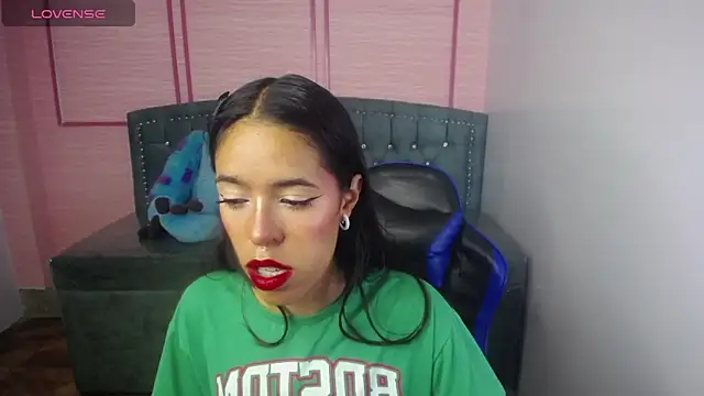 Snapshot of stephania_t chatting on March 2025 10:59:02 AM stephania t online show from March 2025 10:59:02 AM