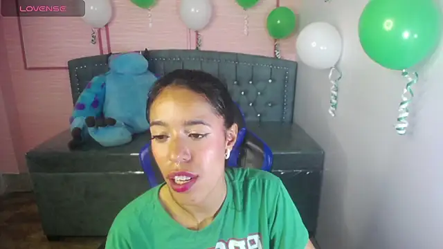 Snapshot of stephania_t chatting on March 2025 01:51:01 PM stephania t online show from March 2025 01:51:01 PM